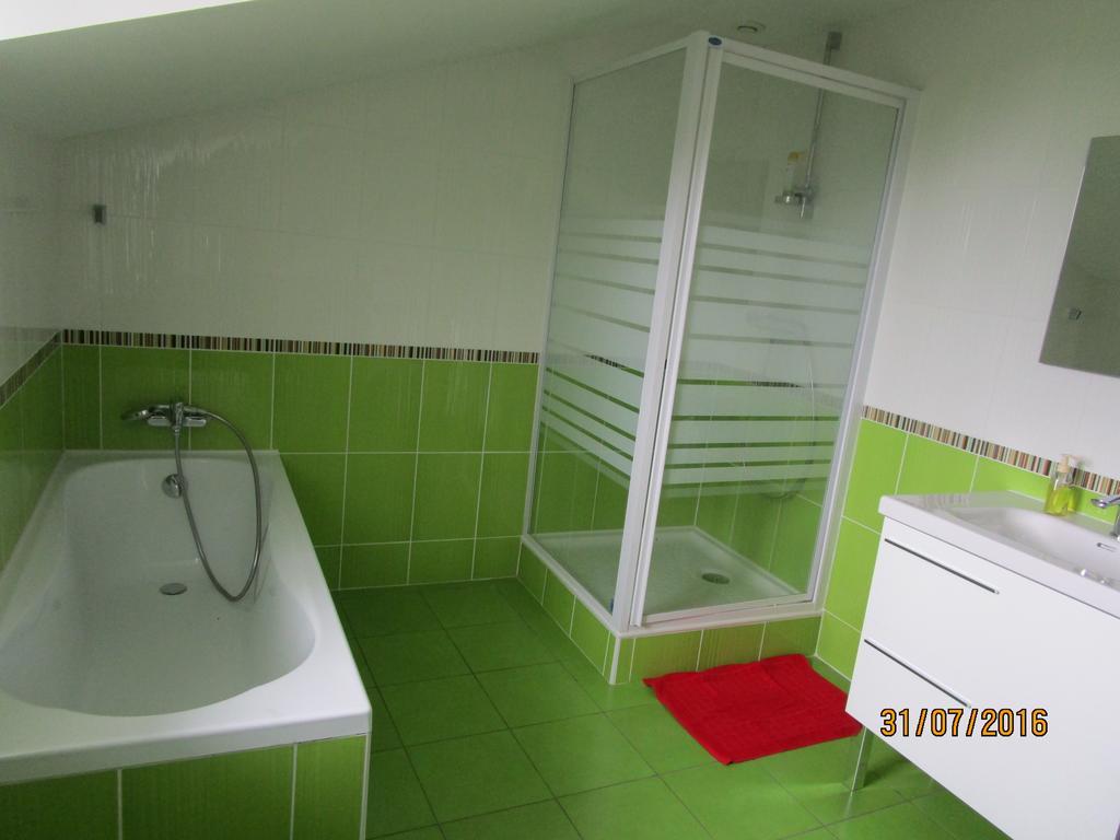 Etxexuriko Borda Farm stay Ainhoa